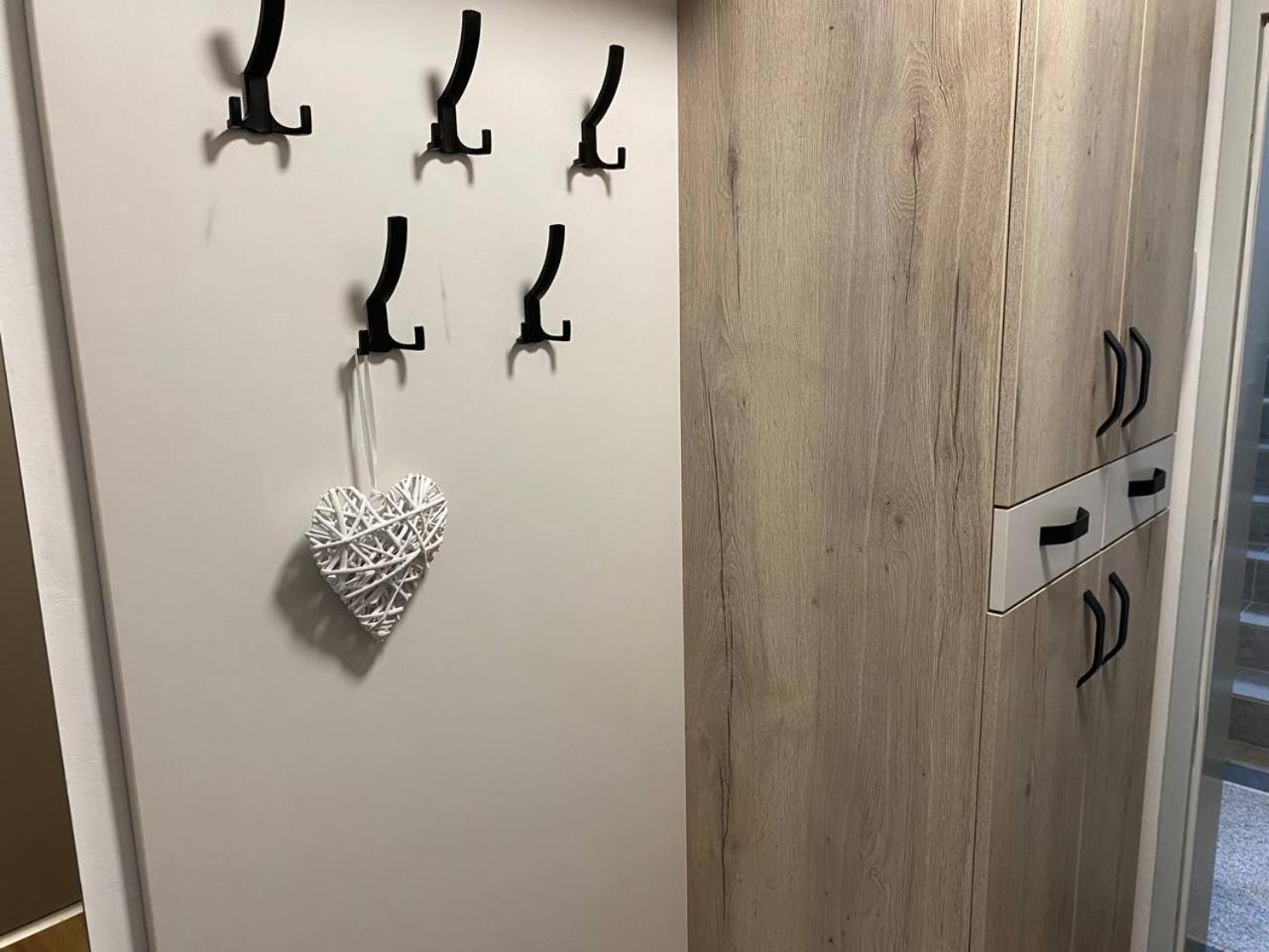 Apartamento Perla Hradce 101 Hradec Králové Exterior foto