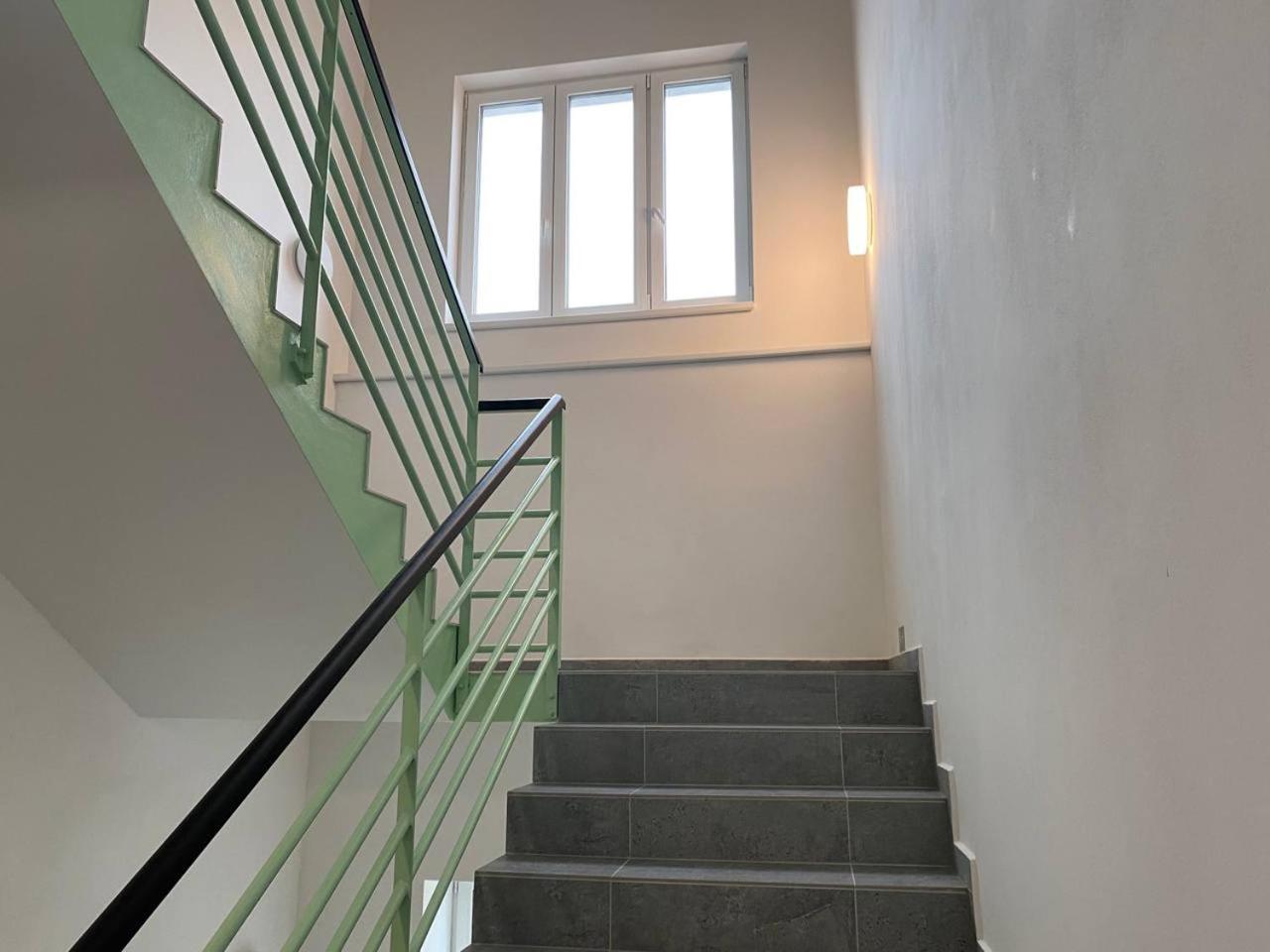 Apartamento Perla Hradce 101 Hradec Králové Exterior foto
