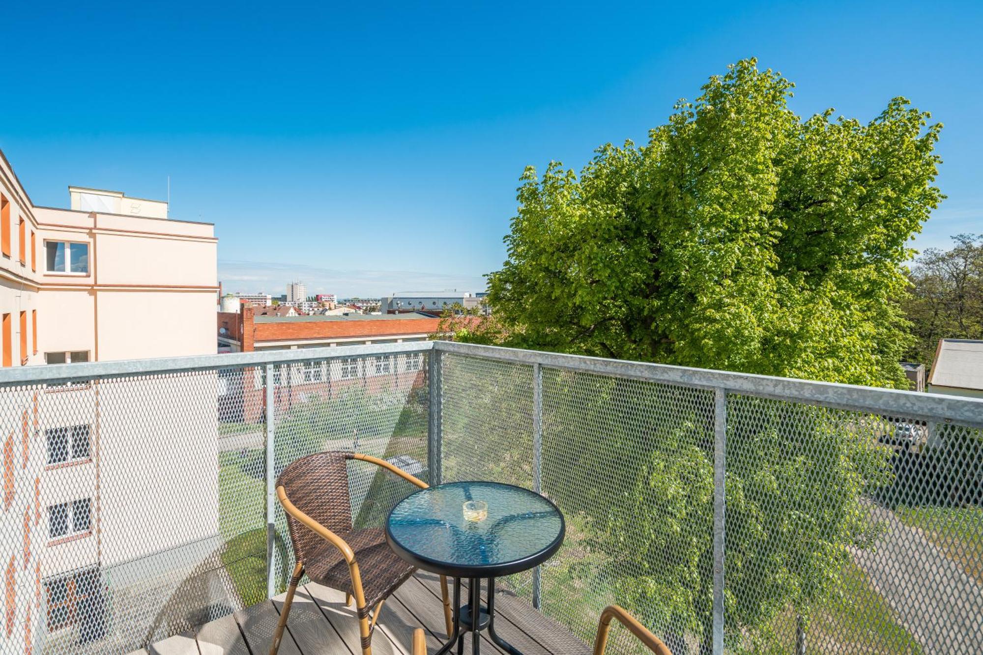 Apartamento Perla Hradce 101 Hradec Králové Exterior foto